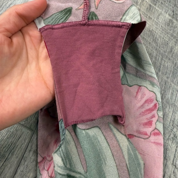 VS Mauve Hibiscus‎ Underwear - Picture 9 of 9